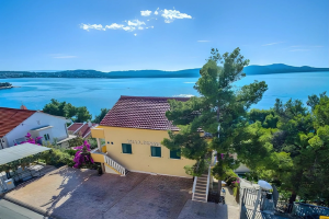 Villa Penava Exterior